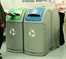 Nexus 140 recycling bin with reduced apertures