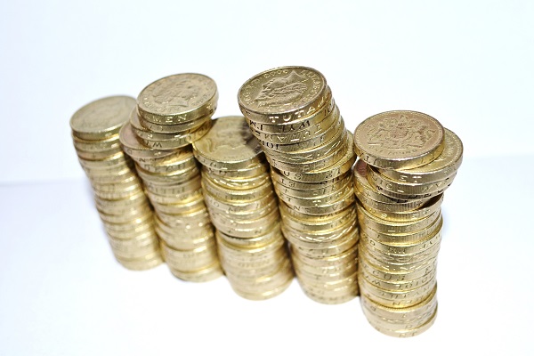A pile of pound coins