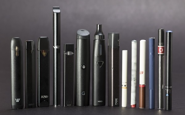 A Group of Vapes