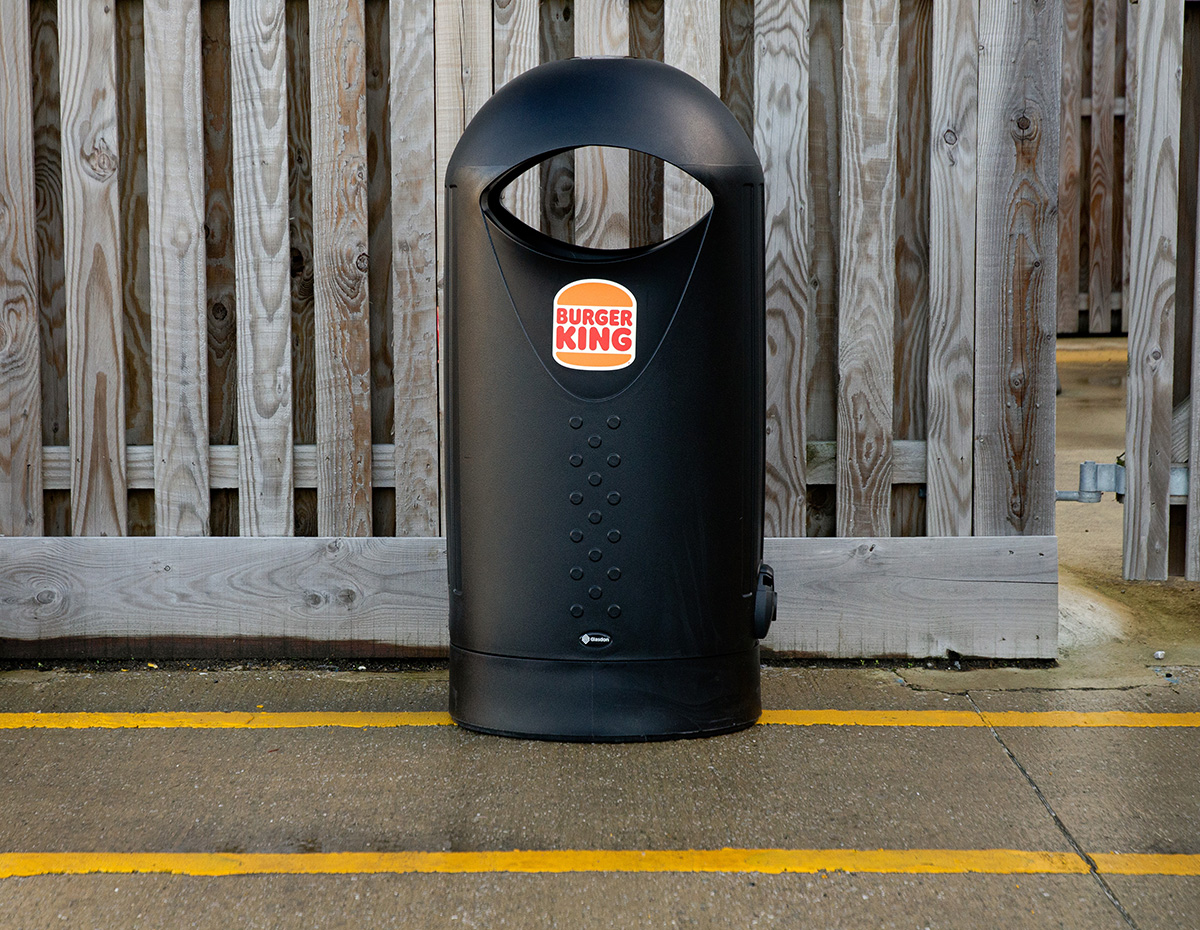 Elipsa™ Litter Bin with personalised front graphic