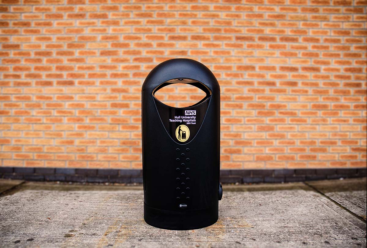 Elipsa™ Litter Bin with personalised front graphic