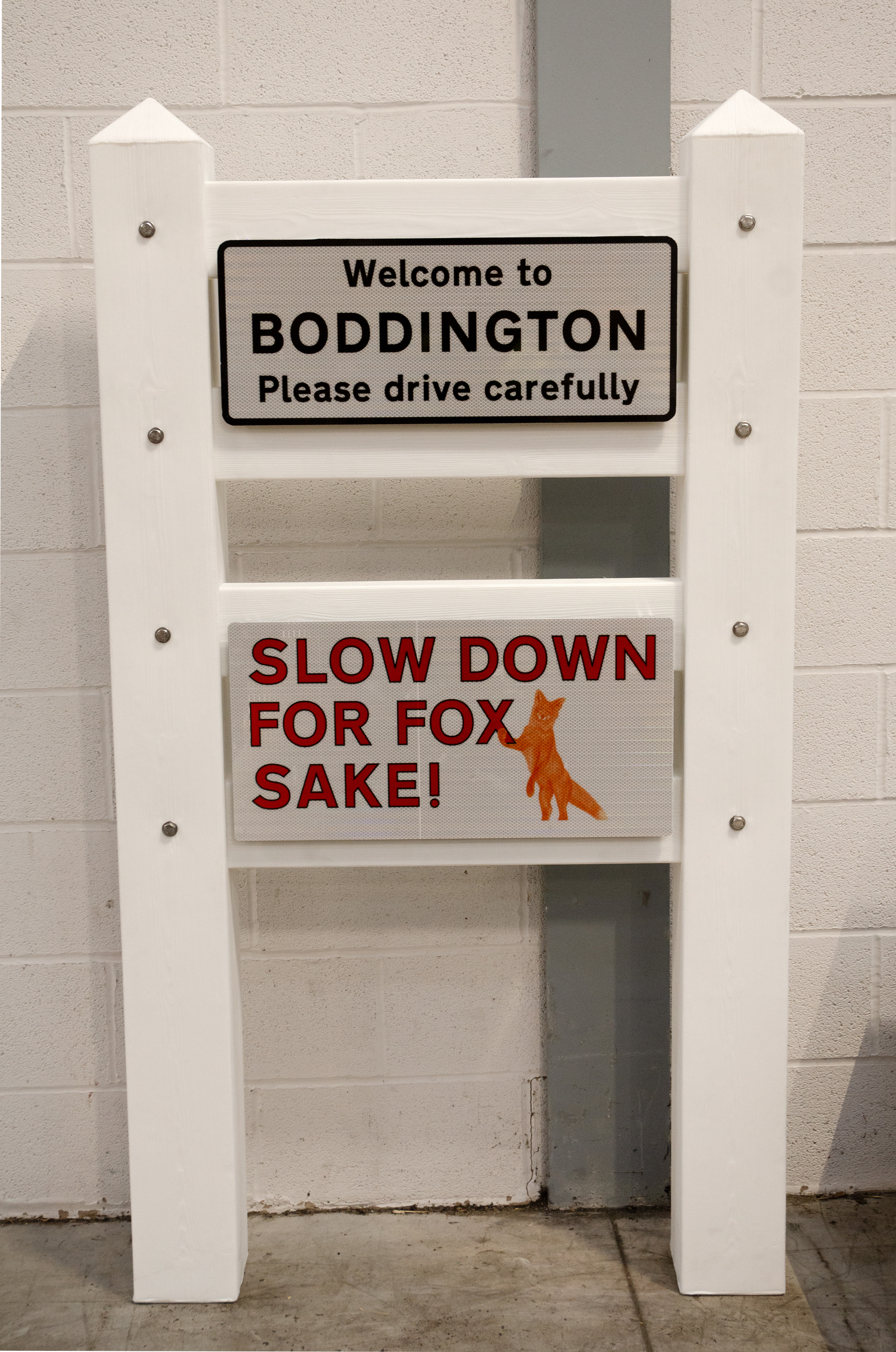 Glasdon Gateway personalised signage