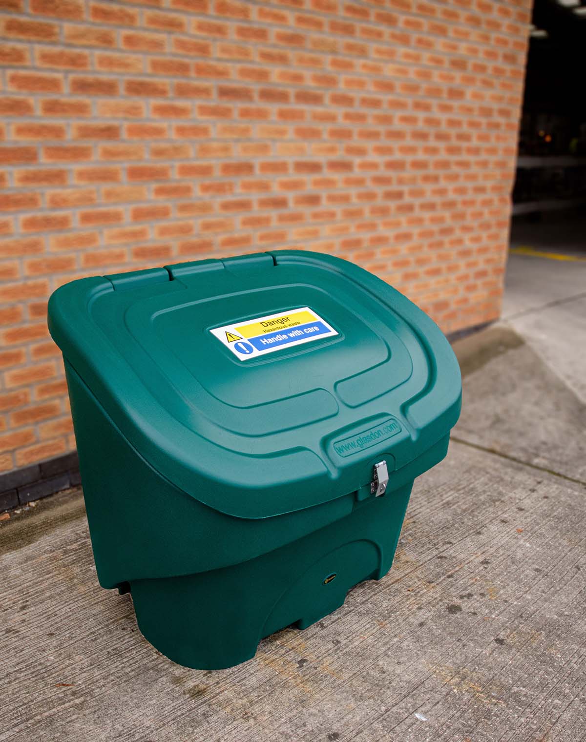 Nestor™ 400 Grit Bin with personalised front graphic