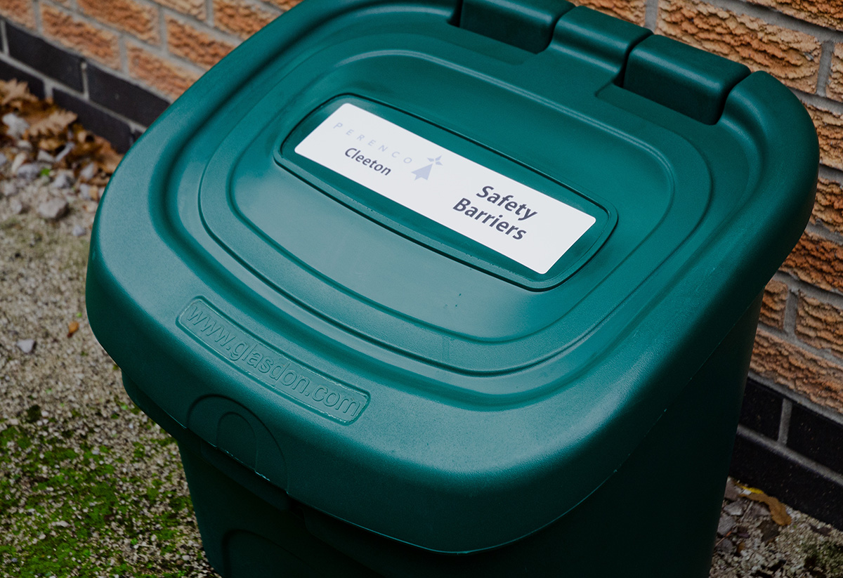 Nestor™ 90 Grit Bin with personalised top graphic  