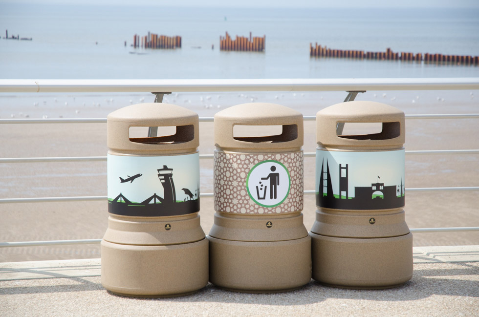 Plaza® Litter Bin with full colour graphics wrap