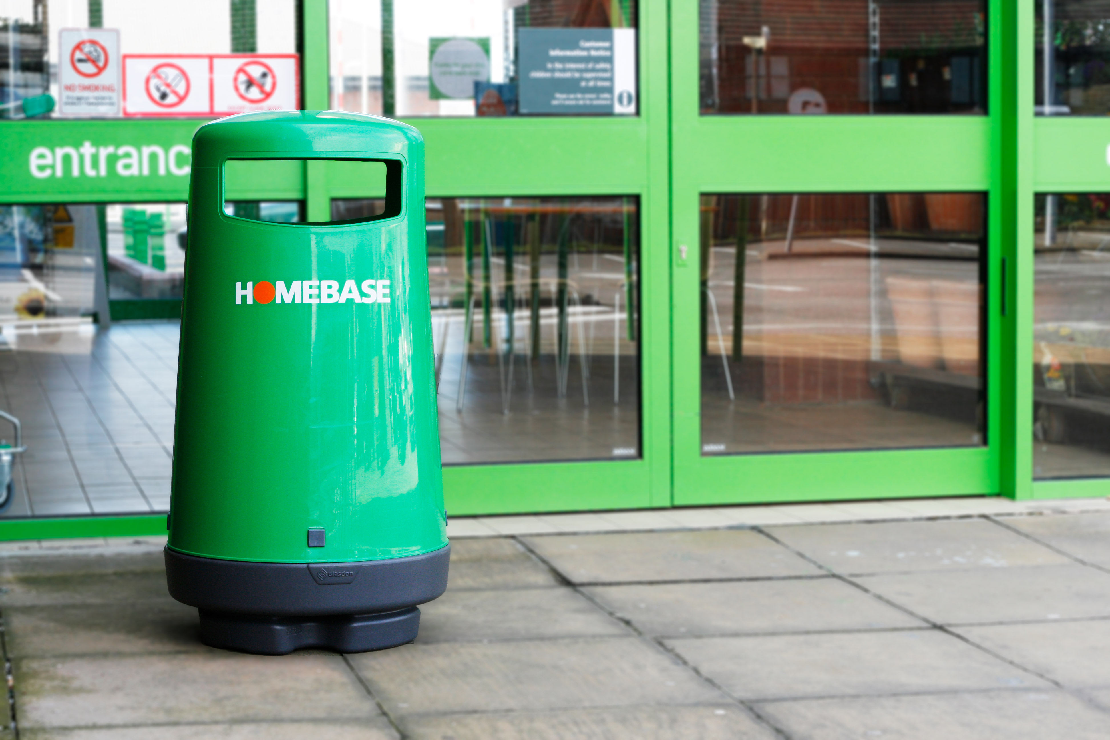 Topsy 2000™ Litter Bin with personalised front graphic