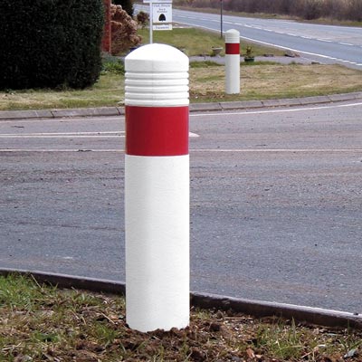 Admiral™ Bollard Compliant to Passive Safety Standard: BS EN 12767:2019 (Impactapol® model only)