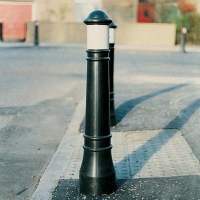 Victory™ Bollard Compliant to Passive Safety Standard: BS EN 12767:2019 (Impactapol® model only)