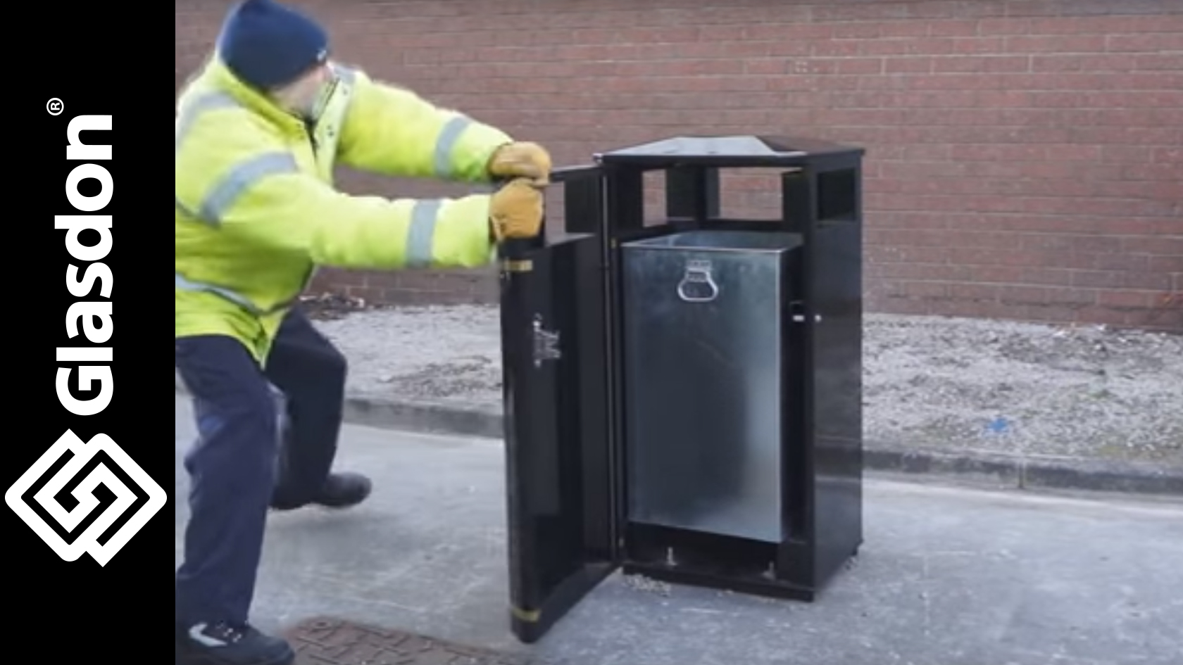 Invicta™ Litter Bin